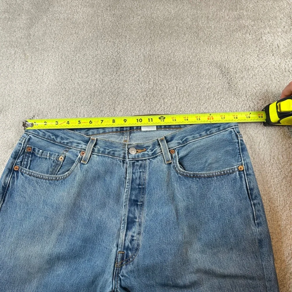 VTG Levis 501 Original Fit Jeans Mens 36x32 Blue Medium Wash Straight Button Fly